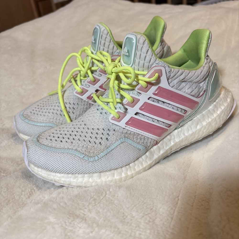WOMEN'S ADIDAS ULTRABOOST 1.0 NEON W RUNNING‎ SHOES SIZE 7.5 WHITE PINK ID5949